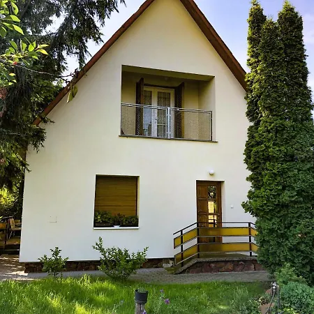 Harsfa Apartman * Balatonlelle